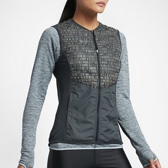 nike flash vest